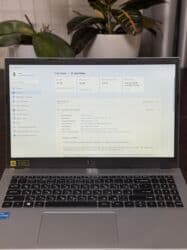 Электронные книги: Ноутбук, Acer, 8 ГБ ОЗУ, Intel Core i3, 15.6 ", Б/у, Для несложных задач, память SSD — 5