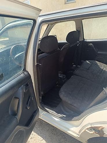 мереке авто слив: Volkswagen Golf: 1992 г., 1.8 л, Механика, Бензин, Хэтчбэк — 5
