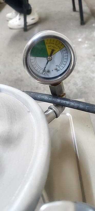 апарат сладкой ваты: Продаётся профессиональная фритюрница Pressure Fryer. Состояние — 5