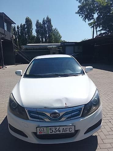 BYD E5: 2019 г., 0.2 л, Робот, Электромобиль, Седан — 1