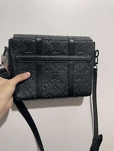 Классические сумки: Классическая сумка, Louis Vuitton, Материал: Натуральная кожа, Регулируемый ремень, Унисекс — 2