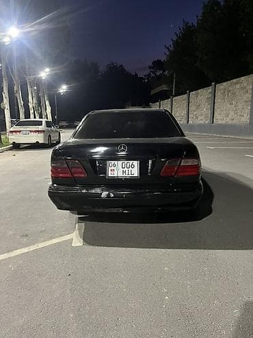 mini ev: Mercedes-Benz E-Class: 2001 г., 3.2 л, Автомат, Бензин, Седан — 5