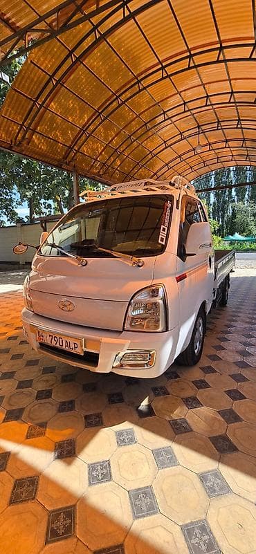devo matiz: Hyundai Porter II — компактный бортовой грузовик. 2020-года выпуска в — 1