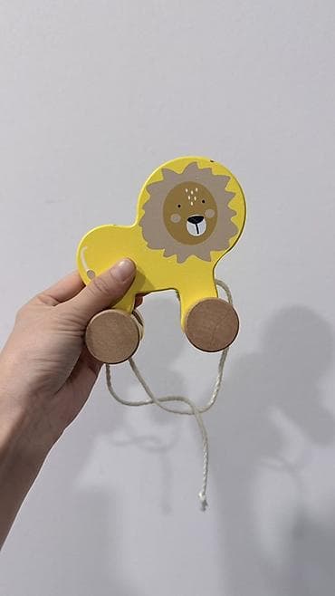 teddy bear: Деревянная игрушка‑каталка «Лев» на верёвочке. - Материал: дерево — 1