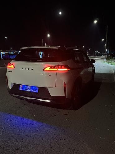 GAC: Aion V — электрический кроссовер - Кузов: компактный SUV, 5 дверей — 3