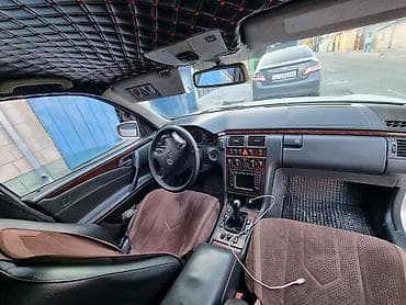 м 102: Mercedes-Benz E-Class: 2002 г., 2.2 л, Механика, Дизель, Седан — 9