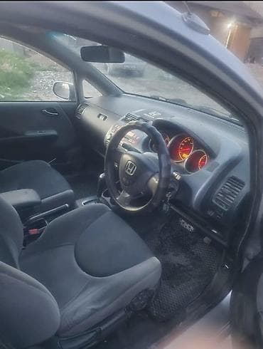Honda Fit: 2003 г., 1.3 л, Автомат, Бензин, Хэтчбэк — 10