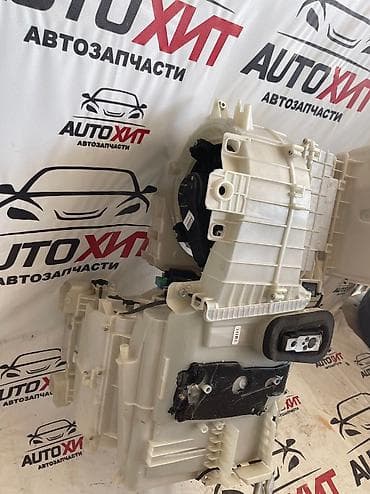 leksus: Корпус печки RX350. Оригинал . Цена договорная — 1