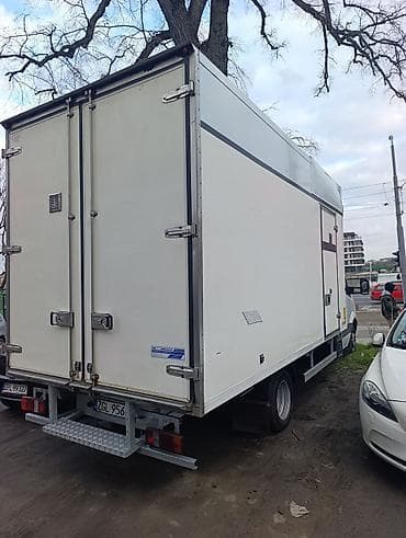 b class: Грузовик, Mercedes-Benz, Стандарт, Б/у — 8