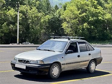 Daewoo Nexia: 2004 г., 1.6 л, Механика, Бензин, Седан