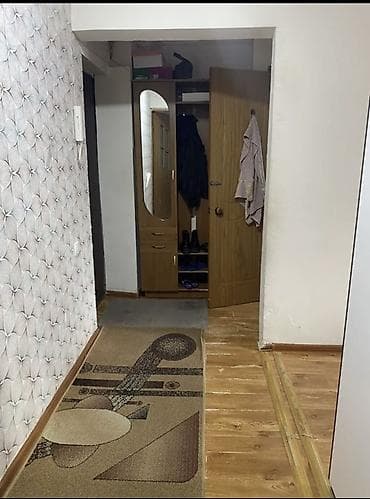 Недвижимость: 2 комнаты, 44 м², 4 мкр 104 серия, 1 этаж, Старый ремонт — 3