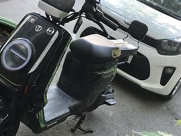 одежда в рассрочку: Китайский скутер, максимальная скорость 60 км/ч, запас хода 110км, все — 2