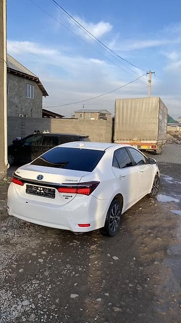 тайота карола 2011: Toyota Corolla: 2019 г., Автомат, Бензин, Седан — 5