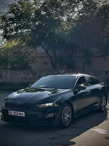 часы в машину: Продажа: черный седан бизнес‑класса (левый руль) Кузов и дизайн: - — 3