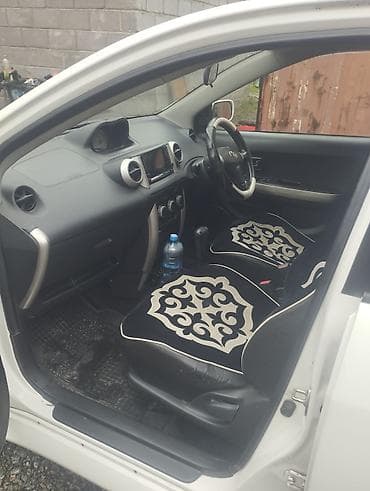 тойота истима: Toyota Ist: 2003 г., 1.3 л, Автомат, Бензин, Хэтчбэк — 8