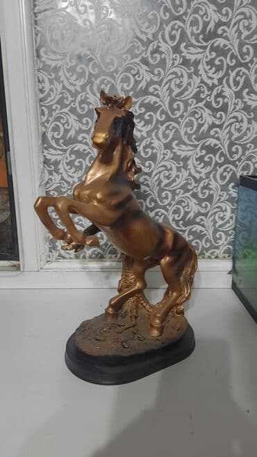 изумруд золото: Сувенир Лошадь статуэтк — 2