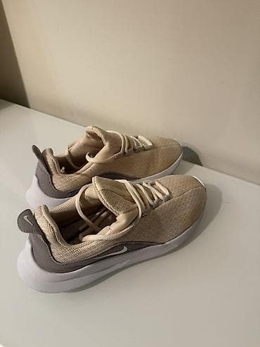 Кроссовки, 39, Nike, Б/у, Самовывоз at lalafo.kg Кроссовки, 39, Nike, Б/у, Самовывоз