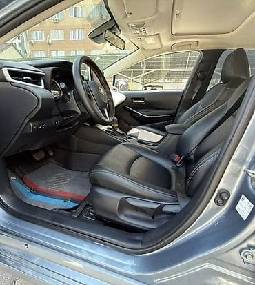 Продажа авто: Toyota Corolla: 2021 г., 1.8 л, Вариатор, Гибрид, Седан — 4