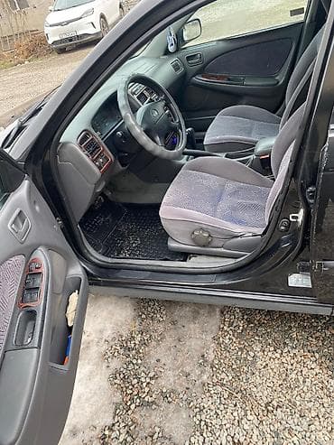 prius v: Toyota Avensis: 1998 г., 1.8 л, Автомат, Бензин, Седан — 8