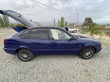 Toyota: Toyota Corolla: 1999 г., 1.3 л, Механика, Бензин, Хэтчбэк — 5