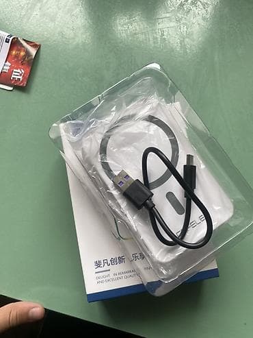gestalt hero: Портативный аккумулятор CAFELE с беспроводной зарядкой MagSafe 10000 — 4