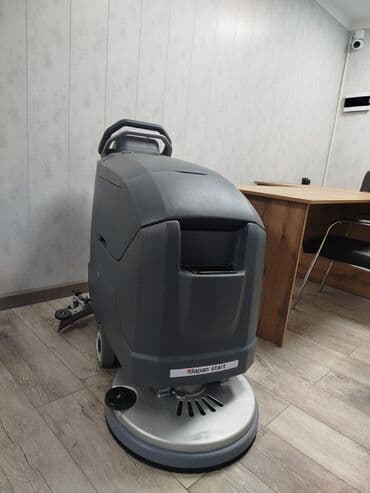 мини каток: Поломоечная машина для профессиональной уборки больших — 1