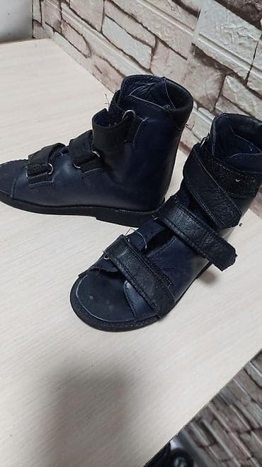 Детская одежда и обувь: Обувь ортопедическая. В хорошем состоянии. Кожанная. Заказывали в — 1