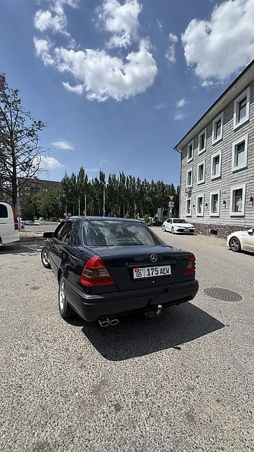 lexus 350 2010: Mercedes-Benz C-Class: 1996 г., 2 л, Механика, Бензин, Седан — 3