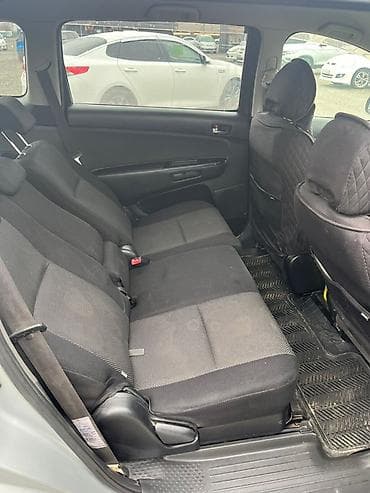 carolla verso: Toyota WISH: 2003 г., Минивэн — 4