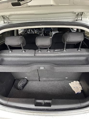 Продажа авто: Chevrolet Spark: 2016 г., 1 л, Вариатор, Бензин, Хэтчбэк — 2