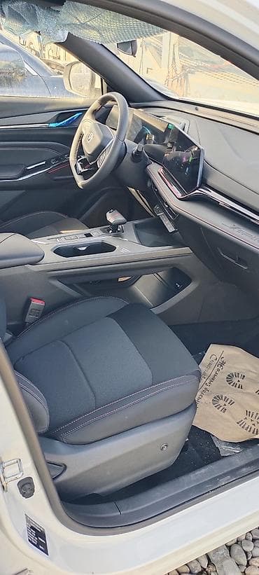 метиз 2: Changan X5 Plus: 2025 г., 1.5 л, Робот, Бензин, Кроссовер — 6