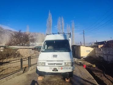 фура рено т: Легкий грузовик, Renault, Стандарт — 6