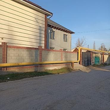 квартиры в бишкеке купить: Продается участок 5 соток. На участке два двухэтажных домов. Отлично — 4