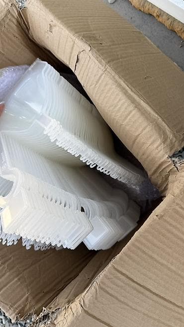 пластиковый комод для вещей: Вешалки, плечики — 4