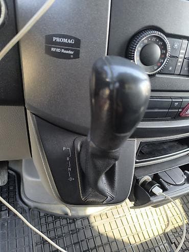 спринтер грузо: Mercedes-Benz Спринтер: 2010 г., 2.2 л, Автомат, Дизель, Фургон — 8