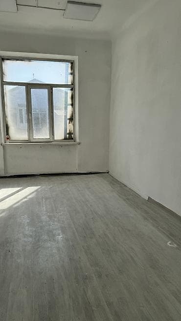 работа офисе: Сдаётся в аренду помещение под офис/студию/мастерскую. Адрес — 4