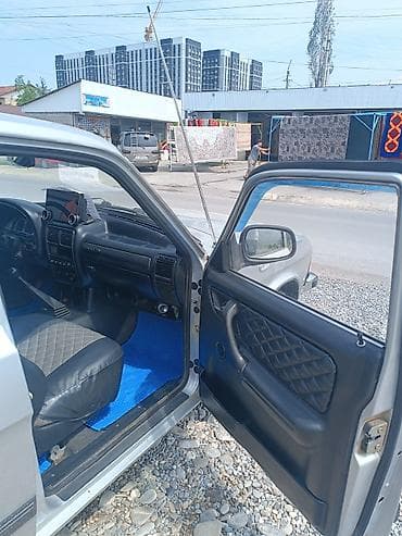 Транспорт: ГАЗ 3102 Volga: 2005 г., Механика, Газ, Седан — 4