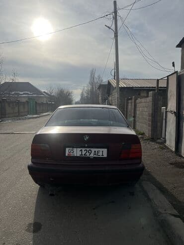 36 бмв: BMW 3 series: 1992 г., 1.8 л, Механика, Бензин, Седан — 5