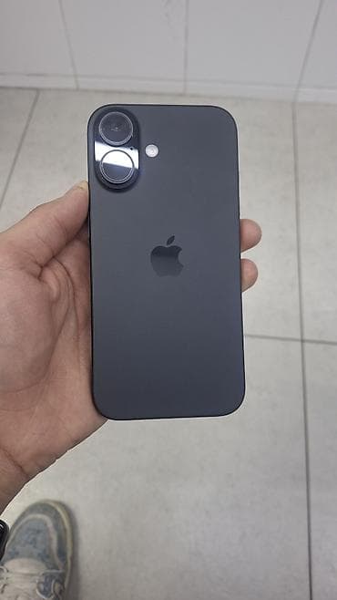 IPhone 16, Черный