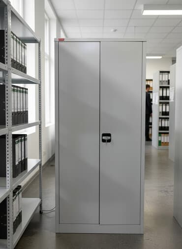 железные шкафы для офиса: Металлический шкаф для офиса/архива с распашными дверями. - Материал — 1