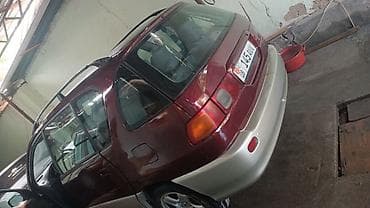 Унаа сатуу: Toyota Ipsum: 1997 г., 2 л, Кол менен иштөөчү, Бензин, Вэн/Минивэн — 2