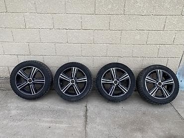 Транспорт: Комплект из 4 колес в сборе: литые диски + шины Dunlop. - Диски — 3