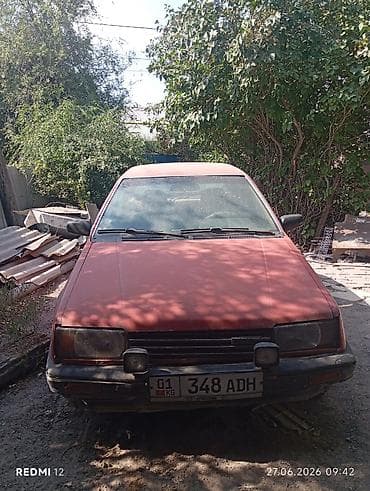mini kooper: Mazda 323: 1980 г., Механика, Седан — 1
