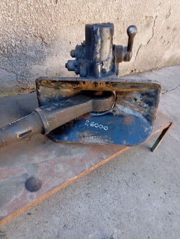 реечный домкрат: Фаркоп Для грузовых авто Howo, Б/у, Самовывоз — 11