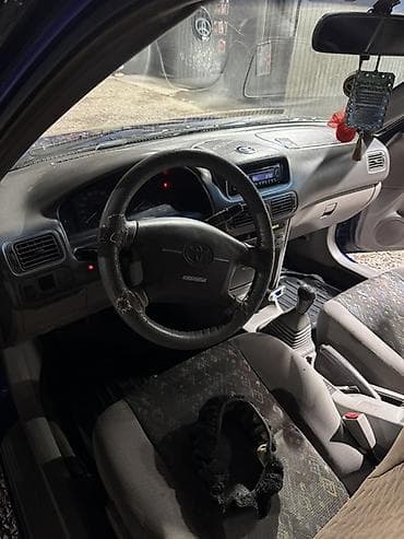 ux lexus: Toyota Corolla: 1998 г., Механика, Седан — 8