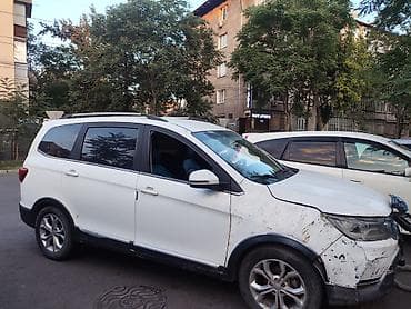 byd e2 2023: Chery : 2019 г., 0.5 л, Автомат, Электромобиль, Минивэн — 3