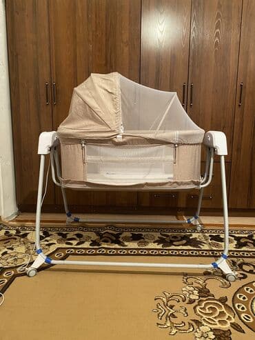 электронная кресло качалка для малыша: Люлька, Б/у, Колыбель, Качалка, Пластик, цвет - Бежевый, Самовывоз — 1