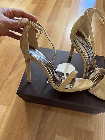 Босоножки, сандалии, шлепанцы: Босоножки, 38, Новый, цвет - Бежевый, Самовывоз — 2