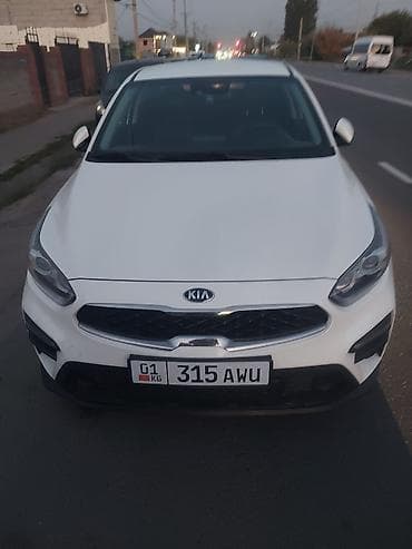 mini cuper: Kia K3: 2019 г., Бензин, Седан — 3