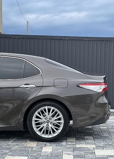 195 70 с: Toyota Camry: 2019 г., 2.5 л, Автомат, Гибрид, Седан — 9